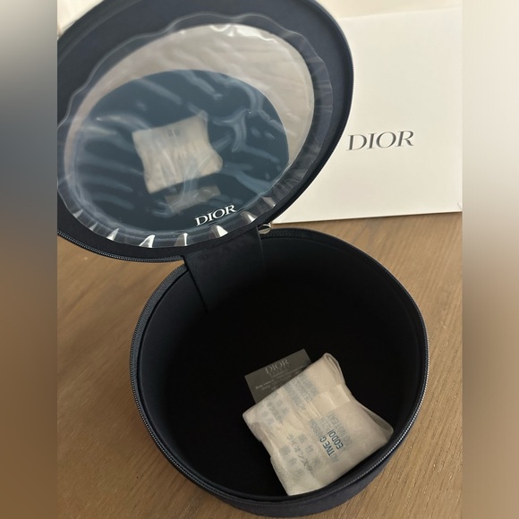 *NIB* DIOR Beauty Vanity Case - Picture 4 of 5